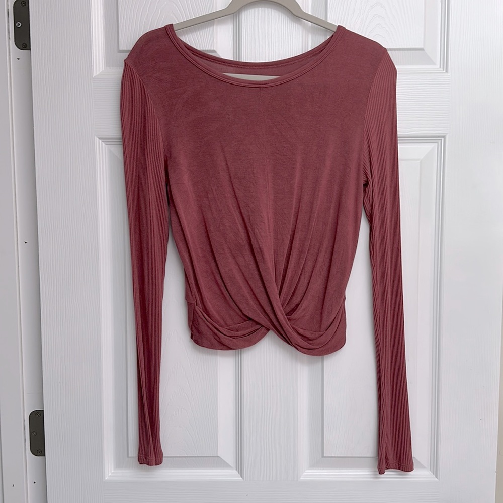 GUC Alo Yoga Cropped Longsleeve Modal Top